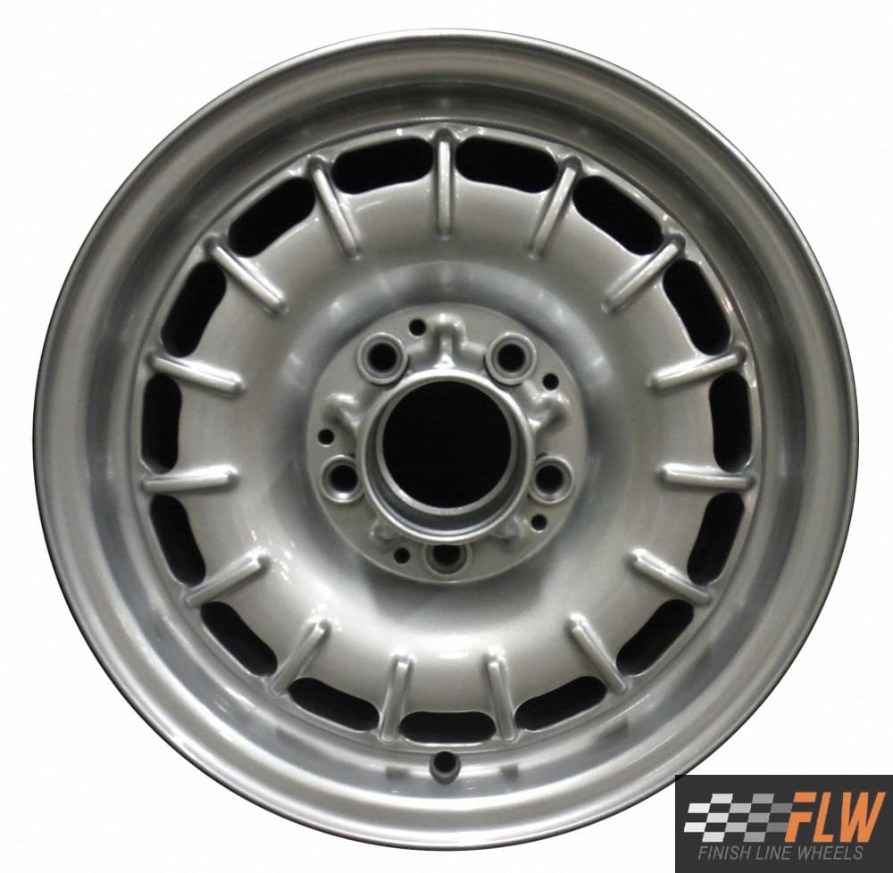 Mercedes 300 Series 1972, 1973, 1974, 1975, 1976, 1977, 1978, 1979, 1980, 1981, 1982, 1983, 1984, 1985 Factory OEM Car Wheel Size 14x6 Alloy 65133B.PS03.FF