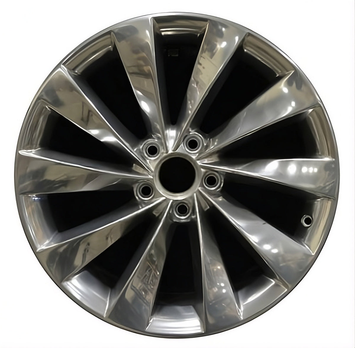 Volkswagen CC  2009-2014 Factory OEM Car Wheel Size 18x8 Alloy 69890.FULL.POL