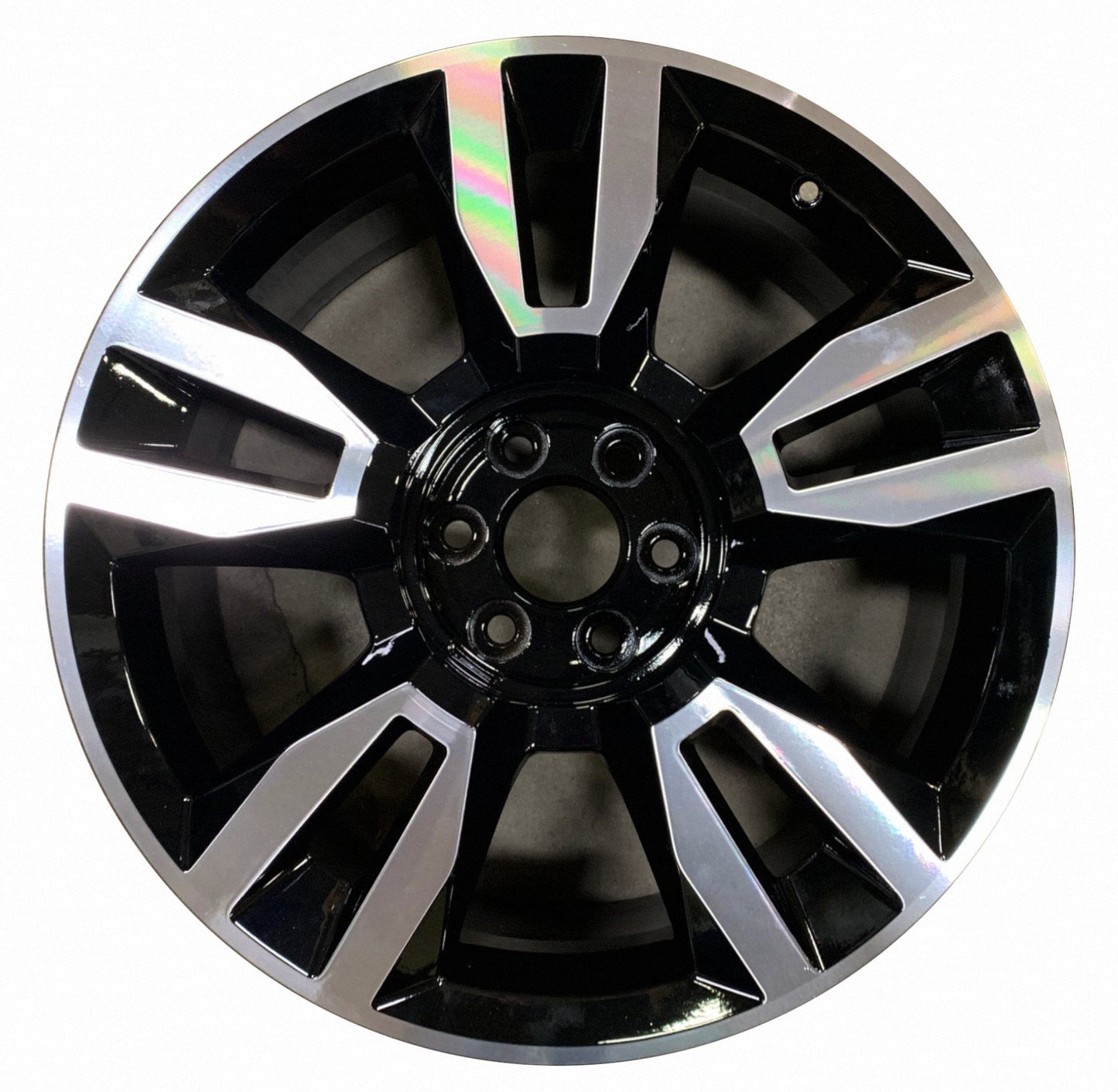 Chevrolet Suburban  2018 Factory OEM Car Wheel Size 22x9 Alloy WAO.5620.PB01.MABRT