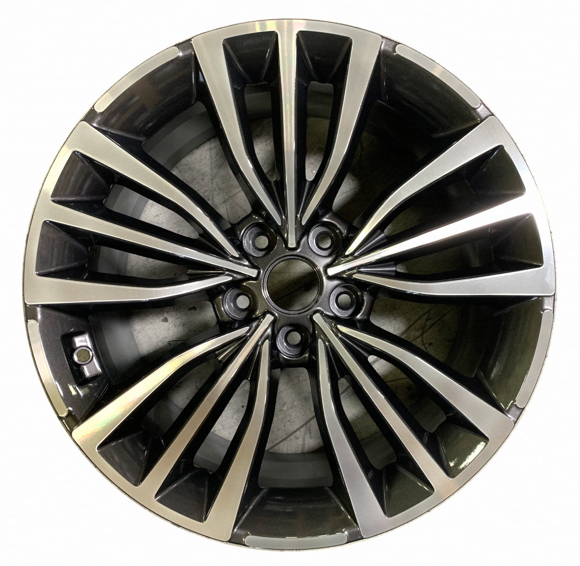 Kia Stinger  2018, 2019 Factory OEM Car Wheel Size 18x8 Alloy WAO.74773.LC218.MAPOD